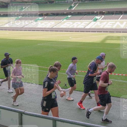13.09.2026 - 21. swb-Marathon Bremen Michael Burmester http://msf.ph/oto/10343128 13.09.2026 13:27:15 Laufen im Stadion 111, 186, 202, 357, 364, 390, 478, 597, 645, 726, 833, 888, 925, 1077, 1283, 1412, 1473, 1487, 1496, 1530, 1608, 1618, 1700, 1769, 1828, 1958, 1961, 1984, 2236, 2273, 2309, 2382, 2384, 2388, 2404, 2428, 2502, 2507, 2508, 2542, 2558, 2576, 2582, 2592, 2656, 2675, 2725, 2748, 2817, 2875, 2876, 2923, 2965, 2970, 3045, 3047, 3050, 3062, 3073, 3084, 3097, 3172, 3184, 3219, 3359, 3433, 3540, 3592, 3629, 3756, 3851, 3885, 3907, 3978, 4457, 4660 meine-sportfotos.de