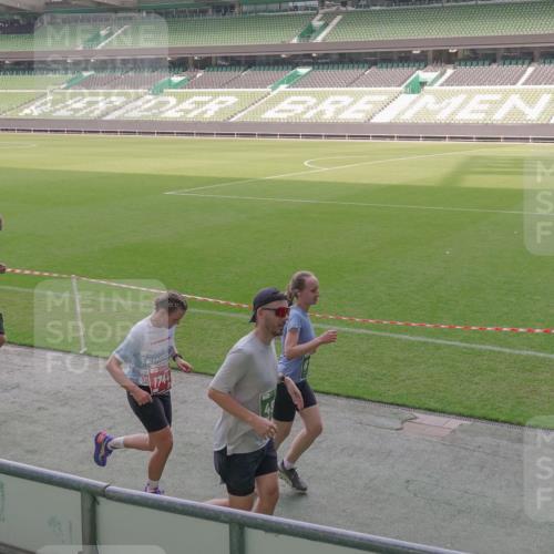 13.09.2026 - 21. swb-Marathon Bremen Michael Burmester http://msf.ph/oto/10343216 13.09.2026 13:27:27 Laufen im Stadion 111, 186, 202, 357, 364, 390, 478, 597, 726, 829, 833, 888, 925, 1077, 1220, 1412, 1473, 1496, 1530, 1608, 1618, 1700, 1769, 1958, 1961, 1984, 2236, 2273, 2309, 2388, 2404, 2428, 2502, 2507, 2508, 2542, 2558, 2576, 2582, 2592, 2656, 2675, 2725, 2748, 2817, 2875, 2876, 2923, 2965, 2970, 3045, 3047, 3050, 3073, 3084, 3184, 3219, 3359, 3433, 3540, 3592, 3629, 3756, 3851, 3885, 3907, 3978, 4457, 4660 meine-sportfotos.de