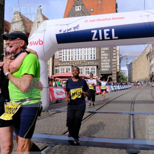 13.09.2026 - 21. swb-Marathon Bremen Tim E. http://msf.ph/oto/10343315 13.09.2026 11:13:26 Ziel 10804, 10893, 11048, 11357, 11606, 11627, 12050, 12060, 12393, 12418 meine-sportfotos.de