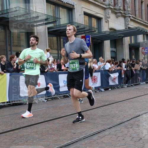 13.09.2026 - 21. swb-Marathon Bremen Strokosch-Dieckow http://msf.ph/oto/10343350 13.09.2026 13:28:46 Ziel 394, 430, 565, 687, 722, 725, 745, 936, 1014, 1274, 1545, 1688, 2023, 2070, 2223, 2378, 2851, 2867, 3419, 3665, 3796, 3938, 4590, 5036, 5225, 5267, 5531, 5691, 5865, 6030, 6099, 6817, 6937, 6955, 7134, 7149, 7361, 8984, 8985, 9249, 9562, 9661, 13174, 613, 1239, 1914, 2276, 2764, 2891, 3028, 3348, 3444, 4102, 4250, 4564, 5267, 5683, 6914, 6957, 7263, 7527, 8483, 8938, 9176, 13012 meine-sportfotos.de
