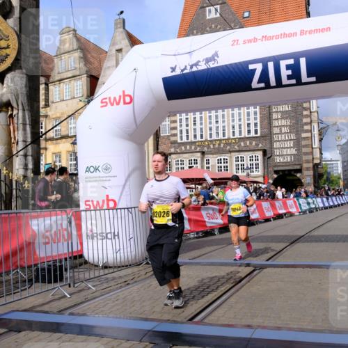 13.09.2026 - 21. swb-Marathon Bremen Tim E. http://msf.ph/oto/10343355 13.09.2026 11:13:28 Ziel 10804, 10893, 11048, 11357, 11627, 12060, 12393, 12418 meine-sportfotos.de