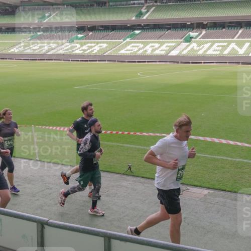 13.09.2026 - 21. swb-Marathon Bremen Michael Burmester http://msf.ph/oto/10343357 13.09.2026 13:27:49 Laufen im Stadion 111, 186, 220, 357, 364, 390, 478, 597, 726, 829, 833, 888, 925, 1077, 1220, 1298, 1325, 1412, 1496, 1608, 1700, 1741, 1769, 1958, 1961, 1984, 2236, 2273, 2309, 2365, 2388, 2404, 2428, 2472, 2502, 2507, 2542, 2574, 2576, 2582, 2725, 2743, 2748, 2817, 2875, 2876, 2923, 2965, 3045, 3050, 3061, 3073, 3084, 3154, 3184, 3219, 3540, 3589, 3592, 3629, 3694, 3756, 3826, 3853, 3885, 3907, 3978, 4108, 4238, 4457, 4660 meine-sportfotos.de