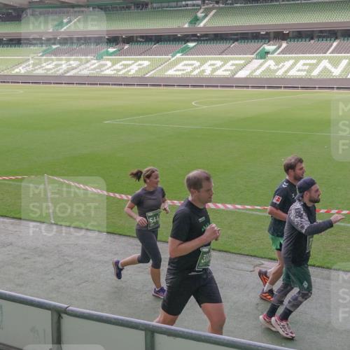 13.09.2026 - 21. swb-Marathon Bremen Michael Burmester http://msf.ph/oto/10343370 13.09.2026 13:27:50 Laufen im Stadion 111, 186, 220, 357, 364, 390, 478, 597, 726, 829, 833, 888, 925, 1077, 1079, 1220, 1298, 1325, 1412, 1496, 1608, 1700, 1741, 1769, 1958, 1961, 1984, 2236, 2273, 2309, 2365, 2388, 2404, 2428, 2472, 2502, 2507, 2542, 2574, 2576, 2582, 2725, 2743, 2748, 2817, 2875, 2876, 2923, 2965, 3045, 3050, 3061, 3073, 3084, 3154, 3184, 3219, 3540, 3589, 3592, 3629, 3694, 3756, 3826, 3853, 3885, 3907, 3978, 4108, 4238, 4457, 4660 meine-sportfotos.de