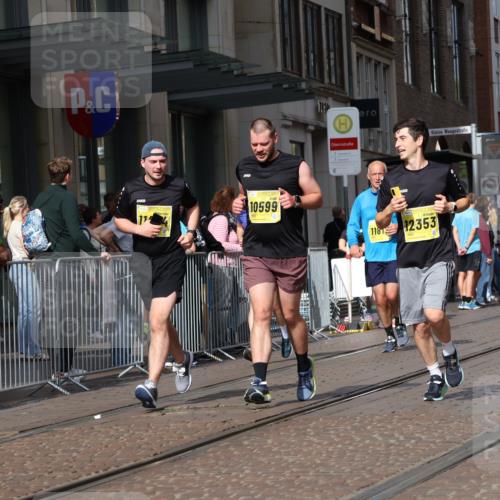 13.09.2026 - 21. swb-Marathon Bremen Strokosch-Dieckow http://msf.ph/oto/10343374 13.09.2026 11:08:39 Ziel 10217, 10321, 10455, 10469, 10570, 10599, 10630, 11011, 11053, 11074, 11138, 11304, 11421, 11434, 11531, 11578, 11710, 11718, 11812, 11905, 12192, 12256, 12337, 12353, 12438, 12517, 12554, 10229, 10399, 10609, 11065, 11124, 11358, 11509, 11560, 11561, 11678, 11710, 11834, 11888, 11968, 12073, 12162, 12164, 12315, 12410, 12516 meine-sportfotos.de