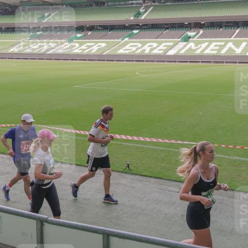 13.09.2026 - 21. swb-Marathon Bremen Michael Burmester http://msf.ph/oto/10343402 13.09.2026 13:27:56 Laufen im Stadion 111, 186, 220, 357, 364, 390, 478, 597, 726, 829, 833, 888, 925, 1077, 1079, 1220, 1298, 1325, 1412, 1496, 1608, 1700, 1741, 1769, 1958, 1961, 1984, 2236, 2273, 2309, 2365, 2388, 2404, 2428, 2472, 2502, 2507, 2542, 2574, 2582, 2593, 2725, 2743, 2748, 2875, 2876, 2923, 2965, 3045, 3050, 3061, 3073, 3084, 3154, 3184, 3219, 3540, 3589, 3592, 3694, 3756, 3826, 3853, 3885, 3907, 3978, 4108, 4238, 4457, 4660 meine-sportfotos.de