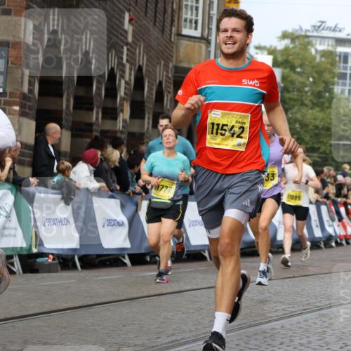 13.09.2026 - 21. swb-Marathon Bremen Strokosch-Dieckow http://msf.ph/oto/10343405 13.09.2026 10:51:55 Ziel 10162, 10281, 10334, 10348, 10467, 10544, 10763, 10862, 11145, 11273, 11542, 11787, 12329, 12424, 13631, 10218, 10588, 11277, 11285, 11376, 11487, 11555, 11869, 11877 meine-sportfotos.de