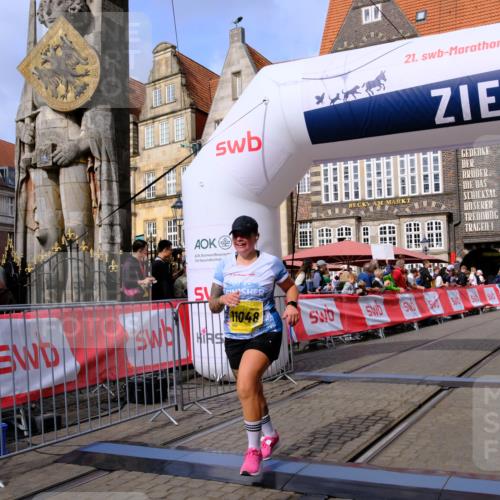 13.09.2026 - 21. swb-Marathon Bremen Tim E. http://msf.ph/oto/10343428 13.09.2026 11:13:29 Ziel 10804, 10893, 11048, 11357, 11627, 12060, 12393, 12418 meine-sportfotos.de