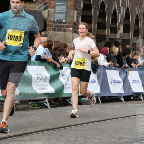13.09.2026 - 21. swb-Marathon Bremen Strokosch-Dieckow http://msf.ph/oto/10343537 13.09.2026 10:51:59 Ziel 10162, 10183, 10281, 10334, 10348, 10467, 10641, 10763, 11145, 11273, 11542, 11733, 11777, 11787, 12329, 13631, 10588, 11371, 11487, 11877, 13578 meine-sportfotos.de