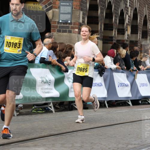13.09.2026 - 21. swb-Marathon Bremen Strokosch-Dieckow http://msf.ph/oto/10343558 13.09.2026 10:51:59 Ziel 10162, 10183, 10281, 10334, 10348, 10467, 10641, 10763, 11145, 11273, 11542, 11733, 11777, 11787, 12329, 13631, 10588, 11371, 11487, 11877, 13578 meine-sportfotos.de