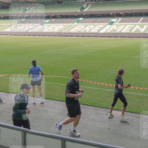 13.09.2026 - 21. swb-Marathon Bremen Michael Burmester http://msf.ph/oto/10343581 13.09.2026 13:28:22 Laufen im Stadion 111, 186, 220, 357, 364, 422, 478, 597, 685, 726, 729, 829, 888, 925, 986, 1079, 1220, 1298, 1325, 1384, 1412, 1496, 1608, 1615, 1700, 1741, 1769, 1777, 1958, 1961, 1984, 2236, 2326, 2365, 2404, 2472, 2502, 2507, 2574, 2593, 2725, 2743, 2748, 2862, 2868, 2875, 2876, 2923, 2924, 2991, 3020, 3045, 3050, 3061, 3073, 3154, 3184, 3219, 3238, 3321, 3361, 3540, 3589, 3592, 3594, 3595, 3678, 3694, 3755, 3756, 3798, 3826, 3853, 3885, 3907, 3953, 3978, 3987, 4108, 4238, 4457, 4660 meine-sportfotos.de