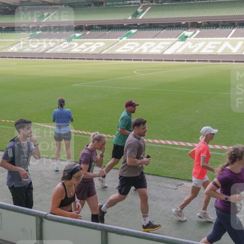 13.09.2026 - 21. swb-Marathon Bremen Michael Burmester http://msf.ph/oto/10343629 13.09.2026 13:28:27 Laufen im Stadion 111, 186, 220, 357, 364, 422, 476, 478, 597, 685, 726, 729, 829, 888, 925, 986, 1079, 1220, 1298, 1325, 1384, 1412, 1496, 1608, 1615, 1741, 1769, 1777, 1958, 1961, 1984, 2236, 2326, 2365, 2472, 2502, 2507, 2574, 2593, 2725, 2743, 2748, 2862, 2868, 2875, 2876, 2923, 2924, 2991, 3020, 3045, 3050, 3061, 3073, 3154, 3184, 3219, 3238, 3274, 3321, 3361, 3589, 3592, 3594, 3595, 3678, 3694, 3755, 3756, 3798, 3826, 3853, 3885, 3907, 3953, 3965, 3971, 3978, 3987, 4108, 4238, 4457, 4660 meine-sportfotos.de