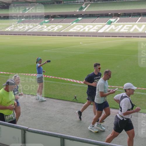 13.09.2026 - 21. swb-Marathon Bremen Michael Burmester http://msf.ph/oto/10343657 13.09.2026 13:28:30 Laufen im Stadion 111, 186, 220, 357, 422, 476, 478, 597, 685, 726, 729, 754, 829, 888, 925, 986, 1079, 1220, 1298, 1325, 1384, 1412, 1496, 1608, 1615, 1741, 1769, 1777, 1958, 1961, 1984, 2236, 2326, 2365, 2472, 2502, 2507, 2574, 2593, 2725, 2743, 2862, 2868, 2875, 2876, 2923, 2924, 2991, 3020, 3045, 3061, 3073, 3154, 3184, 3219, 3238, 3274, 3321, 3361, 3589, 3592, 3594, 3595, 3678, 3694, 3755, 3756, 3798, 3826, 3853, 3885, 3907, 3953, 3965, 3971, 3978, 3987, 4108, 4238, 4457, 4660 meine-sportfotos.de