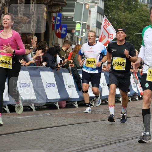 13.09.2026 - 21. swb-Marathon Bremen Strokosch-Dieckow http://msf.ph/oto/10343662 13.09.2026 10:52:01 Ziel 10162, 10183, 10281, 10334, 10348, 10467, 10641, 11145, 11273, 11542, 11685, 11733, 11777, 11787, 12329, 10588, 11371, 11487, 11877, 13578 meine-sportfotos.de