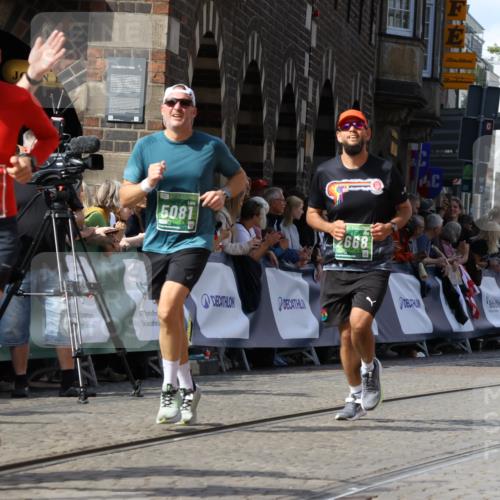 13.09.2026 - 21. swb-Marathon Bremen Strokosch-Dieckow http://msf.ph/oto/10343793 13.09.2026 13:27:31 Ziel 242, 1493, 1494, 2454, 3273, 3385, 4121, 4397, 4558, 4563, 6071, 6288, 6776, 7072, 7849, 8219, 9159, 9343, 9511, 9760, 9854, 9878, 10112, 10113, 13147, 323, 440, 857, 1006, 1932, 2668, 2686, 3013, 3460, 3521, 3970, 4421, 4496, 4593, 5081, 5557, 6067, 7138, 7358, 8351, 9494, 9727, 13198 meine-sportfotos.de