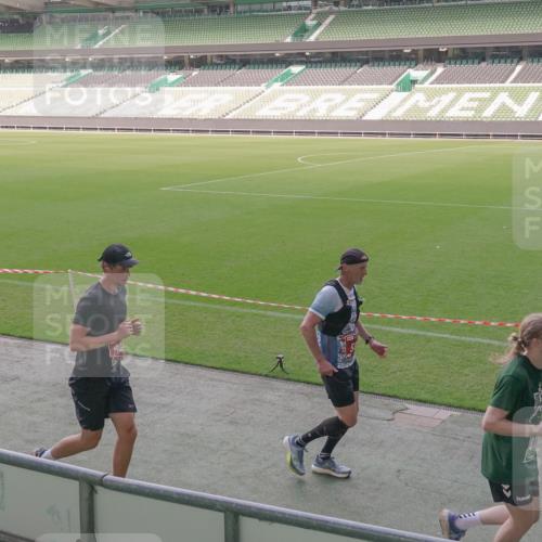 13.09.2026 - 21. swb-Marathon Bremen Michael Burmester http://msf.ph/oto/10343796 13.09.2026 13:28:51 Laufen im Stadion 111, 220, 357, 422, 476, 478, 597, 685, 726, 729, 754, 829, 888, 925, 986, 1079, 1217, 1220, 1270, 1298, 1325, 1384, 1496, 1615, 1741, 1769, 1777, 1958, 1984, 2236, 2326, 2365, 2436, 2472, 2502, 2546, 2574, 2593, 2740, 2743, 2830, 2862, 2868, 2876, 2924, 2991, 3020, 3053, 3061, 3129, 3154, 3219, 3238, 3274, 3321, 3361, 3563, 3589, 3594, 3595, 3605, 3678, 3694, 3755, 3758, 3798, 3826, 3853, 3885, 3907, 3953, 3965, 3971, 3978, 3987, 4011, 4108, 4238, 4457, 4660 meine-sportfotos.de