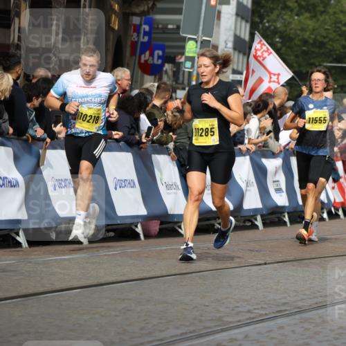 13.09.2026 - 21. swb-Marathon Bremen Strokosch-Dieckow http://msf.ph/oto/10343824 13.09.2026 10:52:04 Ziel 10162, 10183, 10281, 10348, 10467, 10641, 11273, 11542, 11685, 11733, 11777, 11784, 11962, 12329, 10588, 11371, 11487, 11610, 12319, 13578 meine-sportfotos.de