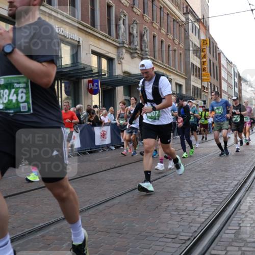 13.09.2026 - 21. swb-Marathon Bremen Strokosch-Dieckow http://msf.ph/oto/10343945 13.09.2026 13:29:06 Ziel 132, 303, 596, 651, 1083, 1243, 1365, 1387, 1545, 1823, 2023, 2076, 2301, 2742, 2867, 2957, 3030, 3258, 3721, 3796, 3846, 3912, 4541, 5036, 5244, 5599, 6030, 6103, 6384, 6499, 6690, 6930, 7013, 7149, 7361, 7426, 7631, 7649, 7860, 8007, 8009, 8066, 8099, 8277, 8338, 8675, 8831, 9249, 9889, 10128, 394, 430, 565, 687, 722, 725, 745, 936, 1014, 1274, 1688, 2070, 2223, 2276, 2378, 2851, 2891, 3419, 3444, 3665, 3938, 4590, 5225, 5267, 7527 meine-sportfotos.de