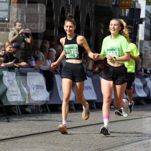 13.09.2026 - 21. swb-Marathon Bremen Strokosch-Dieckow http://msf.ph/oto/10343950 13.09.2026 13:27:33 Ziel 242, 1493, 1494, 2454, 3273, 3385, 3496, 4121, 4397, 4558, 4563, 6071, 6288, 6776, 7072, 7849, 8219, 9159, 9343, 9760, 9878, 10112, 10113, 13147, 440, 857, 1932, 2686, 3013, 3460, 3970, 4421, 4496, 4593, 4744, 5081, 5557, 6067, 7042, 7138, 7358, 8351, 9494, 9727, 13198 meine-sportfotos.de
