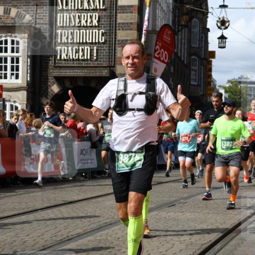 13.09.2026 - 21. swb-Marathon Bremen Strokosch-Dieckow http://msf.ph/oto/10344069 13.09.2026 13:32:15 Ziel 578, 846, 2934, 3205, 3244, 3278, 3946, 3989, 4030, 4797, 4979, 4998, 5158, 5325, 5363, 5899, 6116, 6213, 6354, 7242, 7260, 7526, 7790, 7964, 8048, 8078, 8247, 8610, 8970, 9016, 9033, 9188, 9640, 9785, 9914, 13151, 13231, 287, 2292, 2293, 2910, 3402, 3429, 3441, 3650, 3922, 4057, 4263, 4380, 4471, 4655, 4835, 5281, 6518, 6593, 6781, 6857, 6900, 7150, 7173, 7553, 7572, 8632, 9040, 9151, 9198, 9283, 9719, 9779, 13208 meine-sportfotos.de