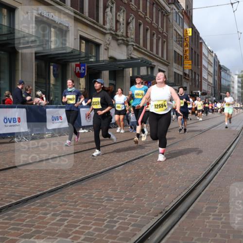 13.09.2026 - 21. swb-Marathon Bremen Strokosch-Dieckow http://msf.ph/oto/10344175 13.09.2026 11:09:01 Ziel 10314, 10321, 10556, 10570, 10664, 10686, 10694, 10769, 10823, 10981, 10983, 11091, 11138, 11225, 11304, 11578, 11764, 11882, 11883, 11914, 11915, 11987, 11995, 12155, 12322, 12337, 12474, 12491, 12532, 13607, 10217, 10399, 10455, 10469, 10570, 10599, 10609, 10630, 11011, 11053, 11074, 11138, 11358, 11421, 11434, 11531, 11710, 11718, 11812, 11905, 12192, 12256, 12353, 12438, 12517, 12554 meine-sportfotos.de