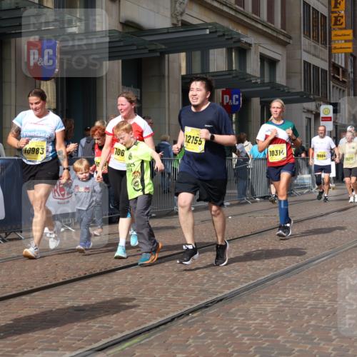 13.09.2026 - 21. swb-Marathon Bremen Strokosch-Dieckow http://msf.ph/oto/10344266 13.09.2026 11:09:02 Ziel 10314, 10321, 10556, 10664, 10686, 10694, 10769, 10823, 10981, 10983, 11091, 11225, 11304, 11578, 11764, 11882, 11883, 11914, 11915, 11987, 11995, 12155, 12322, 12337, 12474, 12491, 12532, 13607, 10217, 10321, 10399, 10455, 10469, 10570, 10599, 10630, 11011, 11053, 11074, 11138, 11358, 11421, 11434, 11531, 11710, 11718, 11812, 11905, 12192, 12256, 12353, 12438, 12517, 12554 meine-sportfotos.de