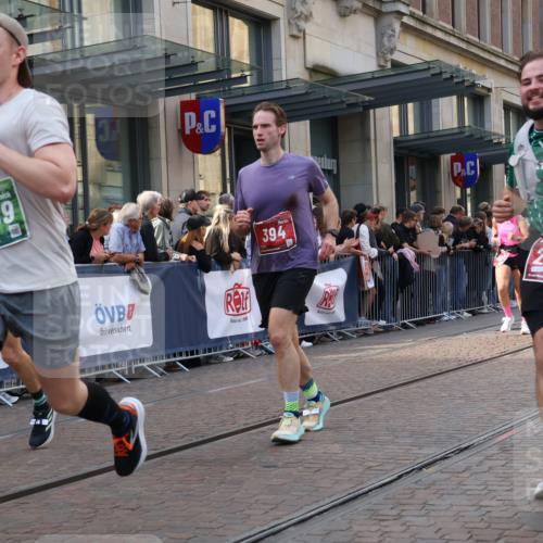 13.09.2026 - 21. swb-Marathon Bremen Strokosch-Dieckow http://msf.ph/oto/10344316 13.09.2026 13:29:16 Ziel 124, 132, 1073, 1083, 1243, 1365, 1387, 1581, 2076, 2289, 2301, 2742, 2957, 3030, 3258, 3721, 4541, 4576, 5244, 5599, 6006, 6103, 6384, 6499, 6690, 6725, 6930, 7013, 7079, 7384, 7426, 7631, 7649, 7884, 8007, 8009, 8099, 8277, 8481, 8594, 8675, 8831, 9534, 9747, 9770, 9889, 10013, 13031, 303, 394, 430, 565, 596, 651, 687, 725, 745, 936, 1274, 1545, 1688, 1823, 2023, 2070, 2223, 2378, 2867, 3258, 3796, 3846, 3912, 3938, 4590, 5036, 5225 meine-sportfotos.de