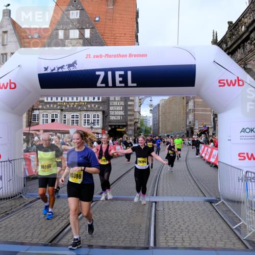 13.09.2026 - 21. swb-Marathon Bremen Tim E. http://msf.ph/oto/10344385 13.09.2026 11:14:38 Ziel 10303, 10395, 10396, 10402, 10586, 10722, 10784, 10854, 11041, 11140, 11173, 11233, 11363, 11535, 11703, 11864, 12100, 12112, 12431 meine-sportfotos.de
