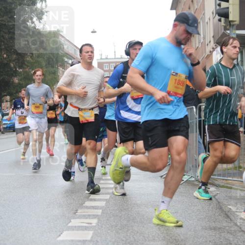 13.09.2026 - Kiel Lauf Markus Tischler http://msf.ph/oto/10344392 13.09.2026 11:39:12 Fleethörn 6155, 766, 1886 meine-sportfotos.de