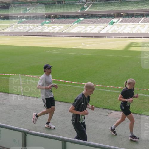 13.09.2026 - 21. swb-Marathon Bremen Michael Burmester http://msf.ph/oto/10344501 13.09.2026 13:30:02 Laufen im Stadion 171, 297, 405, 422, 476, 639, 685, 729, 754, 767, 806, 986, 1079, 1217, 1242, 1270, 1384, 1615, 1633, 1634, 1777, 1810, 1811, 1886, 1983, 2216, 2238, 2242, 2249, 2263, 2326, 2436, 2449, 2546, 2593, 2615, 2637, 2719, 2738, 2740, 2830, 2862, 2868, 2869, 2871, 2918, 2924, 2991, 2994, 3020, 3053, 3101, 3129, 3227, 3238, 3274, 3286, 3321, 3361, 3563, 3594, 3595, 3605, 3678, 3755, 3758, 3798, 3876, 3898, 3929, 3953, 3965, 3971, 3987, 4011, 4056 meine-sportfotos.de
