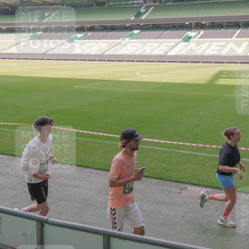 13.09.2026 - 21. swb-Marathon Bremen Michael Burmester http://msf.ph/oto/10344613 13.09.2026 13:30:13 Laufen im Stadion 122, 171, 224, 297, 405, 422, 476, 639, 685, 729, 754, 767, 806, 986, 1114, 1217, 1242, 1270, 1384, 1529, 1615, 1633, 1634, 1810, 1811, 1886, 1983, 2216, 2238, 2242, 2249, 2263, 2326, 2368, 2372, 2436, 2449, 2546, 2615, 2629, 2637, 2643, 2719, 2738, 2740, 2830, 2862, 2868, 2869, 2871, 2918, 2924, 2991, 2994, 3020, 3053, 3101, 3129, 3227, 3238, 3274, 3286, 3321, 3361, 3401, 3563, 3594, 3605, 3678, 3755, 3758, 3873, 3876, 3898, 3929, 3953, 3965, 3971, 4011, 4056, 357 meine-sportfotos.de