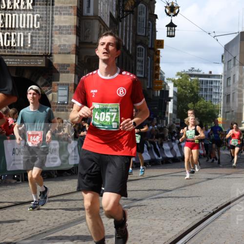 13.09.2026 - 21. swb-Marathon Bremen Strokosch-Dieckow http://msf.ph/oto/10344741 13.09.2026 13:32:18 Ziel 578, 846, 2310, 2934, 3205, 3278, 3946, 4030, 4797, 4979, 4998, 5158, 5325, 6116, 6354, 7242, 7526, 7790, 8048, 8247, 8610, 8970, 9016, 9188, 9640, 9785, 13231, 1687, 2292, 2293, 2910, 2992, 3402, 3429, 3441, 4263, 4380, 4471, 4655, 4835, 5281, 6518, 6593, 6760, 6781, 6900, 7150, 7173, 7572, 7990, 8957, 9040, 9151, 9175, 9283, 9719, 9779, 13208 meine-sportfotos.de