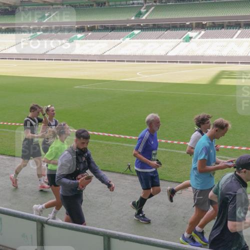 13.09.2026 - 21. swb-Marathon Bremen Michael Burmester http://msf.ph/oto/10344758 13.09.2026 13:30:30 Laufen im Stadion 122, 171, 224, 297, 405, 422, 476, 639, 754, 767, 806, 1114, 1217, 1242, 1270, 1314, 1529, 1615, 1633, 1634, 1775, 1810, 1811, 1886, 1983, 2216, 2238, 2242, 2249, 2263, 2326, 2368, 2372, 2436, 2449, 2546, 2615, 2629, 2637, 2643, 2677, 2719, 2738, 2740, 2830, 2869, 2871, 2877, 2918, 2952, 2994, 3020, 3053, 3094, 3101, 3129, 3227, 3274, 3286, 3361, 3401, 3563, 3605, 3723, 3755, 3758, 3873, 3876, 3898, 3929, 3953, 3965, 3971, 4011, 4056, 357 meine-sportfotos.de