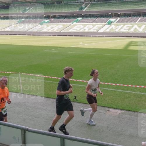 13.09.2026 - 21. swb-Marathon Bremen Michael Burmester http://msf.ph/oto/10345040 13.09.2026 13:31:06 Laufen im Stadion 122, 171, 224, 295, 297, 405, 487, 639, 767, 806, 840, 965, 1114, 1142, 1242, 1310, 1314, 1326, 1329, 1529, 1633, 1634, 1775, 1810, 1811, 1869, 1886, 1892, 1904, 1983, 2216, 2242, 2249, 2263, 2344, 2368, 2372, 2449, 2615, 2629, 2637, 2643, 2677, 2719, 2726, 2738, 2869, 2871, 2877, 2918, 2945, 2952, 2994, 3038, 3094, 3101, 3140, 3223, 3227, 3286, 3379, 3401, 3426, 3644, 3723, 3736, 3873, 3876, 3898, 3918, 3929, 3944, 4056, 357 meine-sportfotos.de