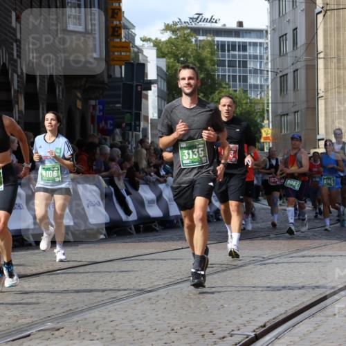 13.09.2026 - 21. swb-Marathon Bremen Strokosch-Dieckow http://msf.ph/oto/10345095 13.09.2026 13:27:48 Ziel 242, 323, 593, 857, 940, 1006, 1373, 1574, 2345, 2668, 3385, 3460, 3496, 3521, 4421, 5081, 5220, 5290, 5358, 5557, 5616, 6071, 6288, 6306, 7110, 9760, 13147, 488, 534, 762, 1343, 1456, 3135, 3480, 3576, 4106, 4133, 4265, 5462, 6468, 6522, 8188, 8656, 9067, 9145, 13069 meine-sportfotos.de