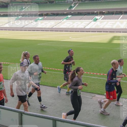 13.09.2026 - 21. swb-Marathon Bremen Michael Burmester http://msf.ph/oto/10345146 13.09.2026 13:31:27 Laufen im Stadion 122, 224, 295, 297, 344, 386, 405, 487, 617, 639, 806, 840, 965, 1114, 1133, 1142, 1310, 1314, 1326, 1329, 1427, 1529, 1775, 1801, 1810, 1811, 1869, 1892, 1897, 1904, 1983, 2216, 2242, 2249, 2253, 2270, 2344, 2368, 2372, 2615, 2629, 2637, 2643, 2677, 2719, 2726, 2869, 2871, 2877, 2918, 2945, 2952, 2994, 3038, 3094, 3101, 3140, 3223, 3227, 3379, 3401, 3426, 3572, 3644, 3723, 3736, 3746, 3873, 3876, 3918, 3944, 357 meine-sportfotos.de