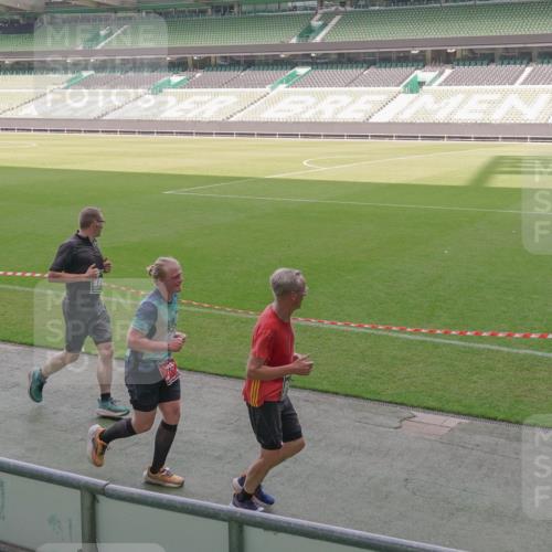 13.09.2026 - 21. swb-Marathon Bremen Michael Burmester http://msf.ph/oto/10345172 13.09.2026 13:31:31 Laufen im Stadion 122, 224, 295, 297, 344, 386, 405, 487, 617, 639, 806, 840, 965, 1114, 1133, 1142, 1310, 1314, 1326, 1329, 1427, 1529, 1775, 1801, 1810, 1811, 1869, 1892, 1897, 1904, 2216, 2242, 2249, 2253, 2270, 2274, 2344, 2368, 2372, 2523, 2556, 2615, 2629, 2637, 2643, 2677, 2719, 2726, 2869, 2871, 2877, 2918, 2945, 2952, 2994, 3038, 3094, 3101, 3140, 3223, 3227, 3379, 3401, 3426, 3572, 3644, 3723, 3736, 3746, 3873, 3876, 3918, 3944, 357 meine-sportfotos.de