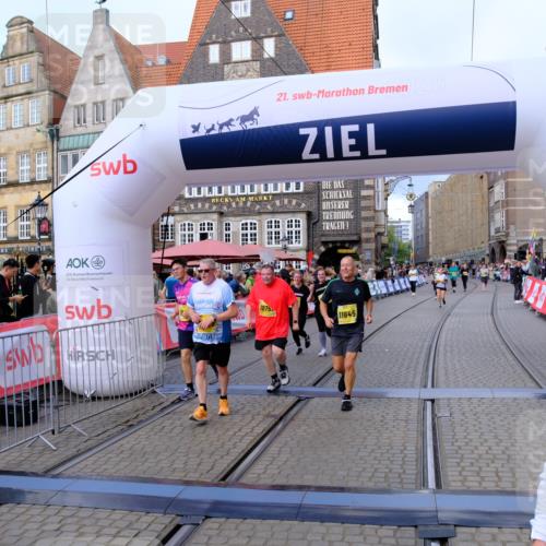 13.09.2026 - 21. swb-Marathon Bremen Tim E. http://msf.ph/oto/10345192 13.09.2026 11:15:10 Ziel 10271, 10519, 10557, 10605, 10705, 10752, 10776, 10805, 11085, 11097, 11098, 11186, 11288, 11645, 11673, 11876, 11974, 12191, 12193, 12333 meine-sportfotos.de