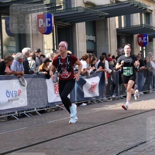 13.09.2026 - 21. swb-Marathon Bremen Strokosch-Dieckow http://msf.ph/oto/10345241 13.09.2026 13:29:39 Ziel 109, 454, 716, 1073, 1173, 1205, 1308, 1611, 1653, 1759, 1780, 1848, 1861, 2126, 3190, 3320, 3618, 3667, 3908, 4115, 4524, 4575, 5039, 5198, 5348, 5631, 6127, 6225, 6720, 6725, 6942, 6992, 6994, 7093, 7609, 7932, 8110, 8115, 8267, 8470, 8612, 8771, 8899, 9049, 9104, 9125, 9534, 124, 132, 1083, 1243, 1365, 1387, 1581, 2076, 2289, 2301, 2742, 2957, 3030, 3258, 3721, 3846, 4541, 4576, 5244, 5599, 6006, 6103, 6384, 6499, 6690, 7079, 7884, 8481 meine-sportfotos.de