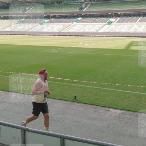 13.09.2026 - 21. swb-Marathon Bremen Michael Burmester http://msf.ph/oto/10345266 13.09.2026 13:31:49 Laufen im Stadion 122, 224, 295, 344, 350, 386, 487, 490, 617, 639, 690, 806, 840, 965, 1114, 1133, 1142, 1310, 1314, 1326, 1329, 1427, 1529, 1775, 1801, 1869, 1892, 1897, 1904, 1923, 2216, 2230, 2231, 2242, 2253, 2270, 2274, 2320, 2344, 2368, 2372, 2456, 2514, 2523, 2556, 2629, 2637, 2643, 2649, 2677, 2719, 2726, 2848, 2869, 2871, 2877, 2918, 2945, 2952, 2994, 3038, 3094, 3101, 3140, 3223, 3350, 3379, 3401, 3426, 3572, 3644, 3723, 3736, 3746, 3873, 3876, 3918, 3944, 357 meine-sportfotos.de