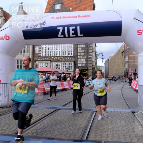 13.09.2026 - 21. swb-Marathon Bremen Tim E. http://msf.ph/oto/10345276 13.09.2026 11:15:20 Ziel 10271, 10325, 10605, 10752, 10776, 11085, 11645, 11673, 11694, 11810, 11974, 11990, 12110, 12333 meine-sportfotos.de