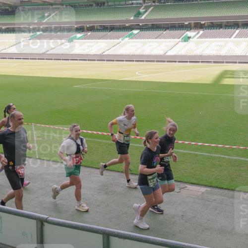 13.09.2026 - 21. swb-Marathon Bremen Michael Burmester http://msf.ph/oto/10345298 13.09.2026 13:32:00 Laufen im Stadion 122, 224, 295, 344, 350, 386, 487, 490, 617, 639, 690, 786, 787, 806, 840, 965, 1114, 1133, 1142, 1292, 1310, 1314, 1326, 1329, 1377, 1427, 1529, 1775, 1801, 1869, 1892, 1897, 1904, 1923, 2216, 2230, 2231, 2253, 2270, 2274, 2320, 2344, 2368, 2372, 2374, 2456, 2514, 2523, 2539, 2556, 2629, 2637, 2643, 2649, 2677, 2719, 2726, 2769, 2848, 2877, 2918, 2945, 2952, 3038, 3094, 3101, 3140, 3223, 3350, 3379, 3401, 3426, 3572, 3644, 3723, 3736, 3746, 3873, 3918, 3944, 357 meine-sportfotos.de