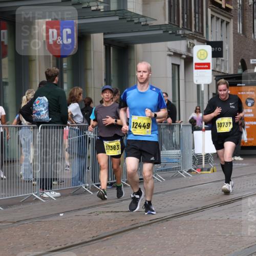 13.09.2026 - 21. swb-Marathon Bremen Strokosch-Dieckow http://msf.ph/oto/10345495 13.09.2026 11:09:33 Ziel 10234, 10299, 10417, 10435, 10645, 10696, 10737, 10751, 10785, 10990, 10991, 11119, 11383, 11437, 11441, 12449, 10314, 10386, 10424, 10556, 10664, 10686, 10694, 10712, 10769, 10823, 10981, 10983, 11192, 11225, 11764, 11882, 11883, 11914, 11915, 11937, 11995, 12322, 12409, 12474, 12491, 12532, 13607 meine-sportfotos.de