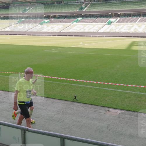 13.09.2026 - 21. swb-Marathon Bremen Michael Burmester http://msf.ph/oto/10345515 13.09.2026 13:32:32 Laufen im Stadion 155, 295, 344, 350, 386, 487, 490, 617, 690, 786, 787, 840, 965, 1001, 1051, 1133, 1142, 1292, 1310, 1314, 1326, 1329, 1377, 1427, 1591, 1592, 1801, 1869, 1892, 1897, 1904, 1923, 2077, 2132, 2226, 2230, 2231, 2253, 2270, 2274, 2320, 2344, 2374, 2456, 2514, 2523, 2539, 2556, 2616, 2630, 2649, 2677, 2726, 2769, 2848, 2945, 2952, 3014, 3038, 3094, 3140, 3223, 3350, 3379, 3426, 3572, 3601, 3644, 3723, 3736, 3746, 3901, 3918, 3944 meine-sportfotos.de