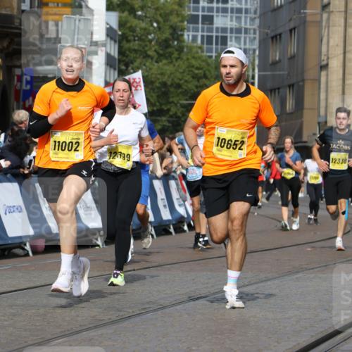 13.09.2026 - 21. swb-Marathon Bremen Strokosch-Dieckow http://msf.ph/oto/10345643 13.09.2026 10:52:51 Ziel 10193, 10761, 10812, 10906, 10958, 11109, 11144, 11350, 11362, 11604, 11605, 11669, 12361, 12439, 12533, 10284, 10304, 10714, 10863, 11238, 11282, 11386, 11575, 11766, 12019, 12369, 12398 meine-sportfotos.de