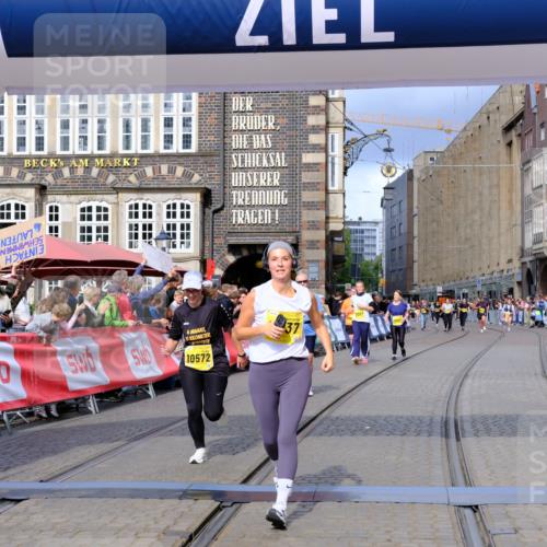 13.09.2026 - 21. swb-Marathon Bremen Tim E. http://msf.ph/oto/10345647 13.09.2026 11:15:59 Ziel 10572, 10900, 11307, 11504, 11778, 11897, 12137 meine-sportfotos.de