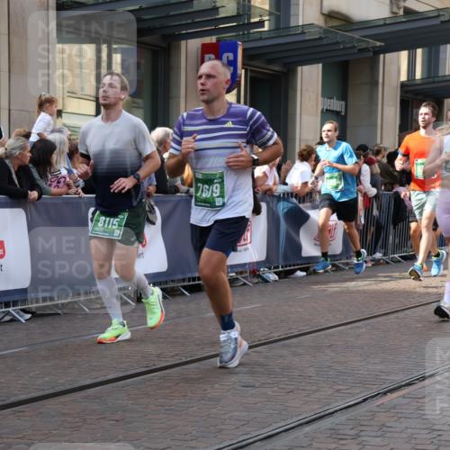 13.09.2026 - 21. swb-Marathon Bremen Strokosch-Dieckow http://msf.ph/oto/10345676 13.09.2026 13:29:50 Ziel 881, 1205, 1308, 1611, 1653, 1759, 1780, 1848, 1909, 1938, 2126, 2364, 3190, 4763, 5039, 5198, 5348, 5615, 5631, 6225, 6720, 6942, 6992, 6994, 7184, 7609, 7932, 7966, 8110, 8115, 8441, 8470, 9015, 9104, 9125, 9529, 109, 124, 454, 716, 1073, 1173, 1243, 1581, 1861, 2076, 2289, 2742, 3030, 3320, 3618, 3667, 3908, 4115, 4524, 4575, 4576, 5244, 6006, 6127, 6384, 6690, 6725, 7079, 7093, 7884, 8267, 8481, 8899, 9049 meine-sportfotos.de