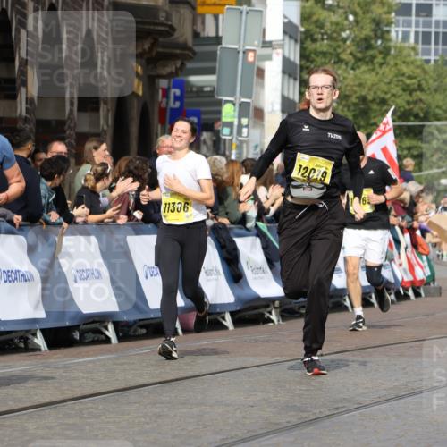 13.09.2026 - 21. swb-Marathon Bremen Strokosch-Dieckow http://msf.ph/oto/10346091 13.09.2026 10:53:01 Ziel 10193, 10339, 10652, 10734, 10812, 10827, 10906, 11002, 11038, 11109, 11144, 11350, 11362, 11597, 12338, 12361, 12399, 12439, 12533, 10284, 10448, 10585, 11012, 11282, 12170, 12398, 12461 meine-sportfotos.de