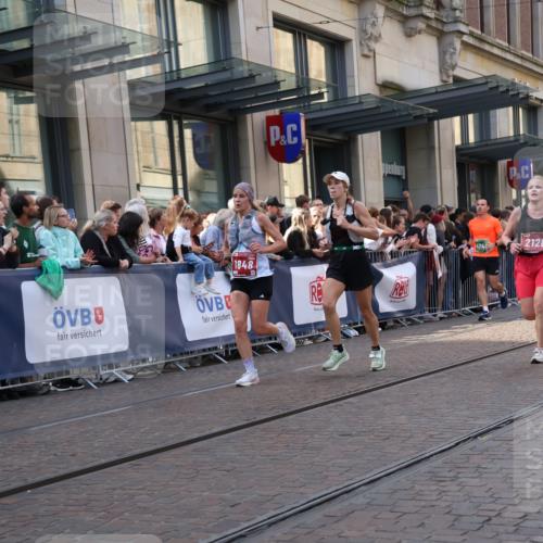 13.09.2026 - 21. swb-Marathon Bremen Strokosch-Dieckow http://msf.ph/oto/10346129 13.09.2026 13:30:09 Ziel 625, 881, 1067, 1909, 2265, 2364, 2452, 2723, 2900, 3163, 3164, 3425, 4058, 4206, 4332, 4342, 4415, 4425, 4748, 4757, 4763, 5506, 5551, 6134, 6347, 6988, 7253, 7567, 7645, 7821, 8090, 8105, 8116, 8117, 8169, 8314, 8494, 8762, 8878, 8966, 9011, 9015, 9108, 9412, 9695, 9825, 109, 454, 1173, 1205, 1308, 1611, 1653, 1759, 1780, 1848, 1861, 1909, 1938, 2126, 3190, 3320, 3667, 3908, 4524, 4575, 5039, 5198, 5348, 5615, 5631, 6225, 6720, 7093, 8267, 8899, 9049 meine-sportfotos.de