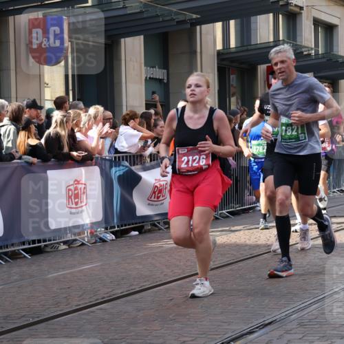 13.09.2026 - 21. swb-Marathon Bremen Strokosch-Dieckow http://msf.ph/oto/10346149 13.09.2026 13:30:10 Ziel 625, 881, 1067, 2265, 2364, 2452, 2723, 2900, 3163, 3164, 3425, 4058, 4206, 4332, 4342, 4415, 4425, 4748, 4757, 4763, 5506, 5551, 6134, 6347, 6523, 6988, 7253, 7567, 7645, 7821, 8090, 8105, 8116, 8117, 8169, 8314, 8494, 8762, 8878, 8966, 9011, 9015, 9108, 9412, 9695, 9825, 109, 454, 1173, 1205, 1308, 1611, 1653, 1759, 1780, 1848, 1909, 1938, 2126, 2364, 3190, 3667, 3908, 4524, 4575, 5039, 5198, 5348, 5615, 5631, 6225, 6720, 7093, 8267, 8899 meine-sportfotos.de