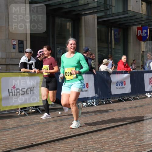 13.09.2026 - 21. swb-Marathon Bremen Strokosch-Dieckow http://msf.ph/oto/10346258 13.09.2026 11:10:06 Ziel 10002, 10169, 10247, 10361, 10362, 10422, 10706, 10719, 10768, 10791, 10890, 10963, 11080, 11283, 11298, 11300, 11382, 11725, 11732, 11933, 11957, 11982, 12117, 12183, 12227, 12293, 12454, 12550, 10299, 10435, 10645, 10737, 10751, 11119, 11383, 11437, 11441, 11933, 12117, 12207, 12449 meine-sportfotos.de